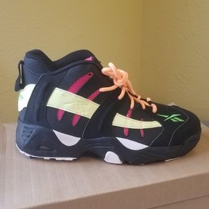 Big Kids [size 5] REEBOK RAIL RETRO CLASSIC